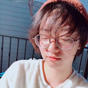 Meet your Posher, Yiting